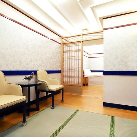 Phoenix Pavilion Hot Spring Hotel Taipei Exterior photo