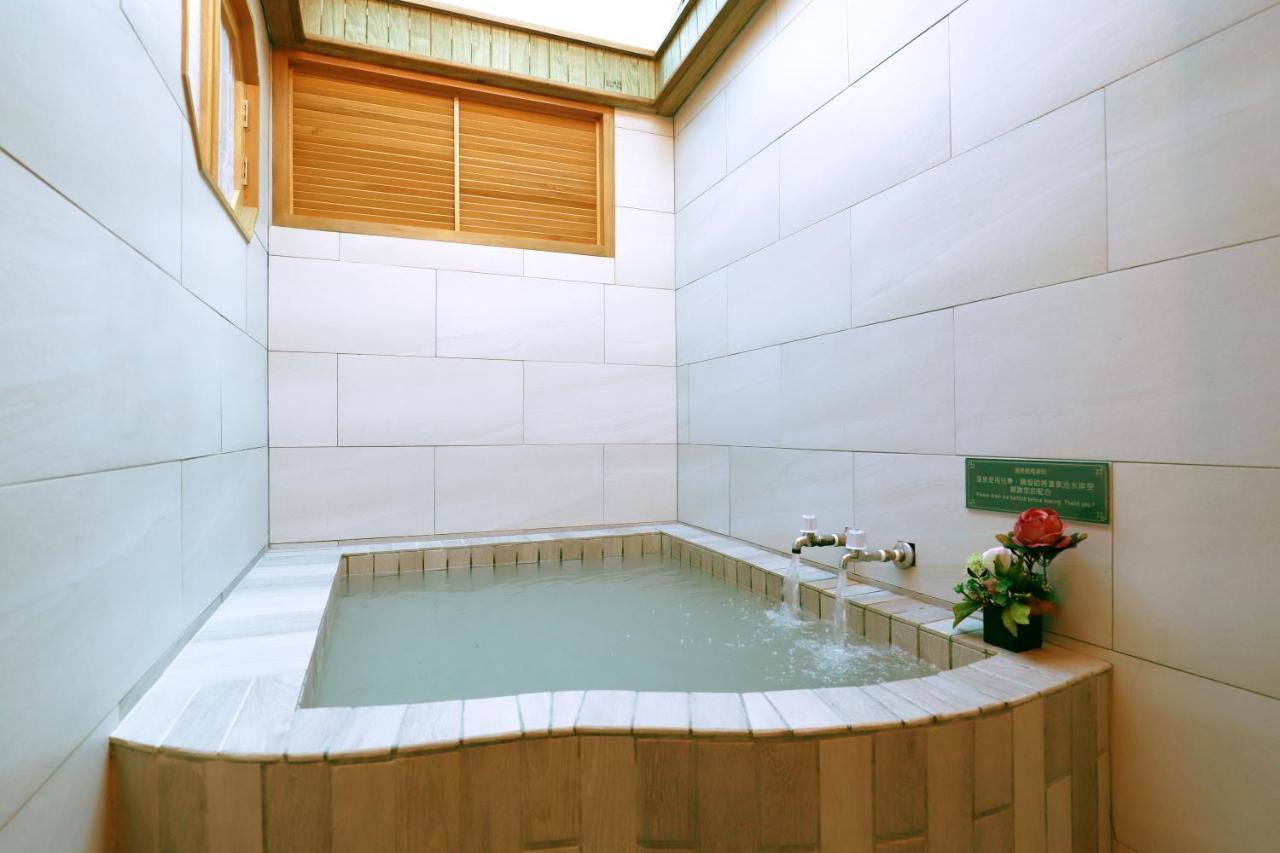 Phoenix Pavilion Hot Spring Hotel Taipei Exterior photo