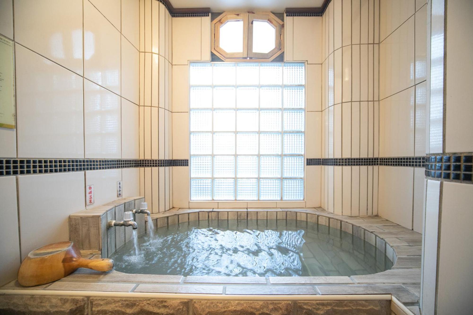 Phoenix Pavilion Hot Spring Hotel Taipei Exterior photo